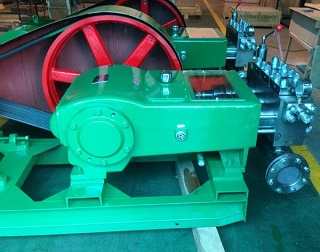 高壓往複泵使用的注意事項